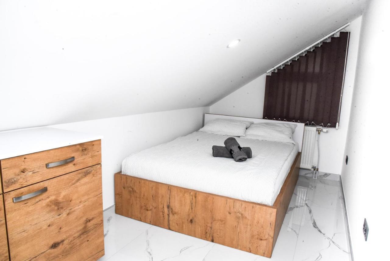 Luxury Villa M&B Tuzla Exterior photo