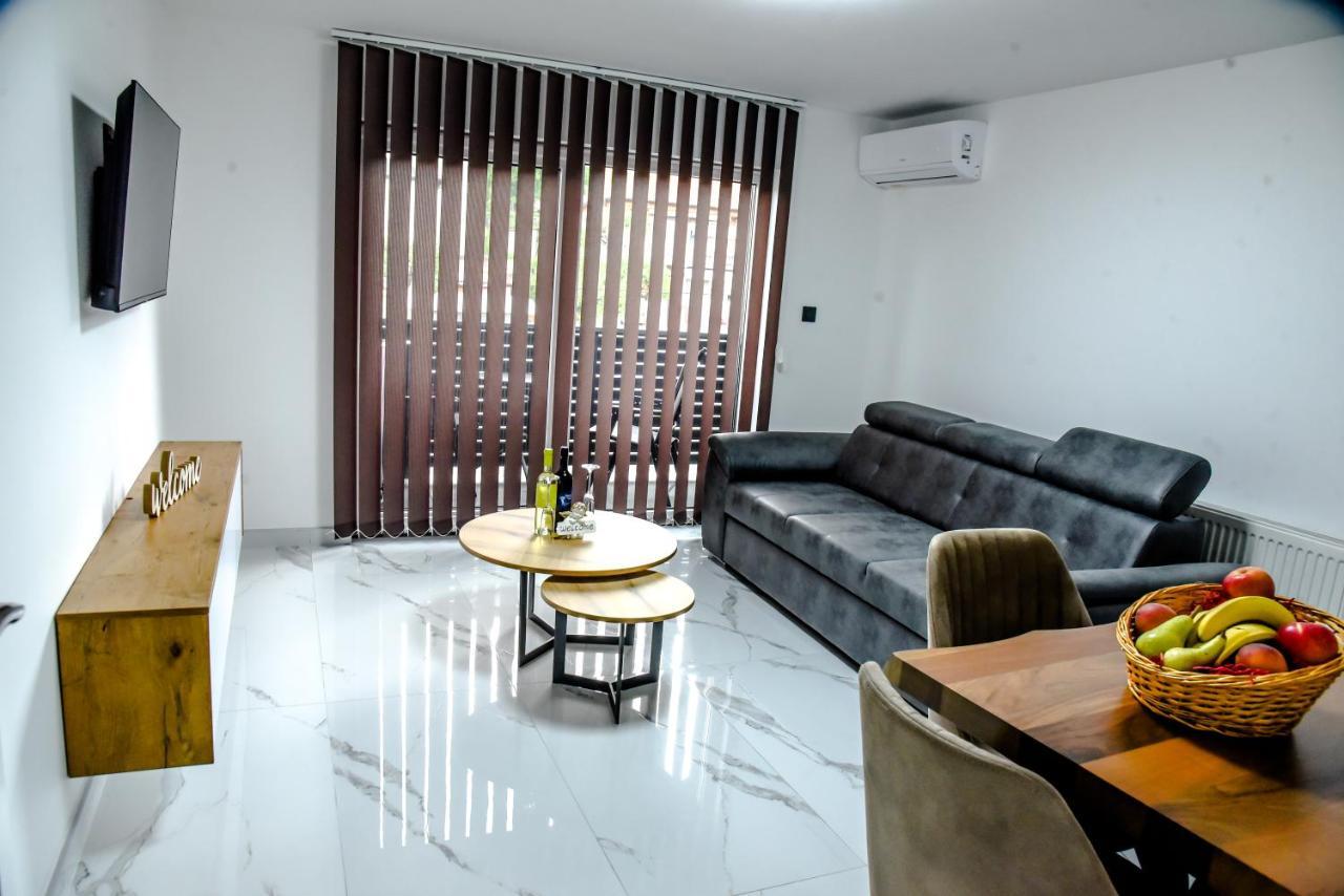 Luxury Villa M&B Tuzla Exterior photo